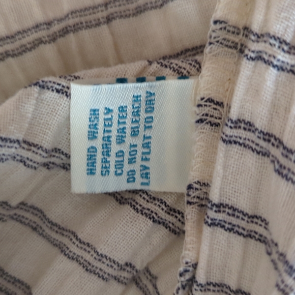 Sundance cotton crinkle short sleeve button down blouse size XS - Picture 8 of 8